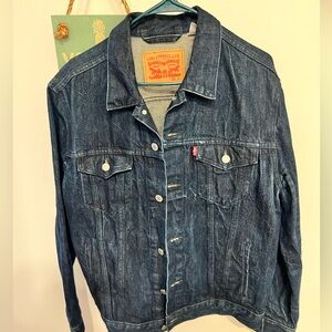 Men’s Levi’s Jean jacket medium